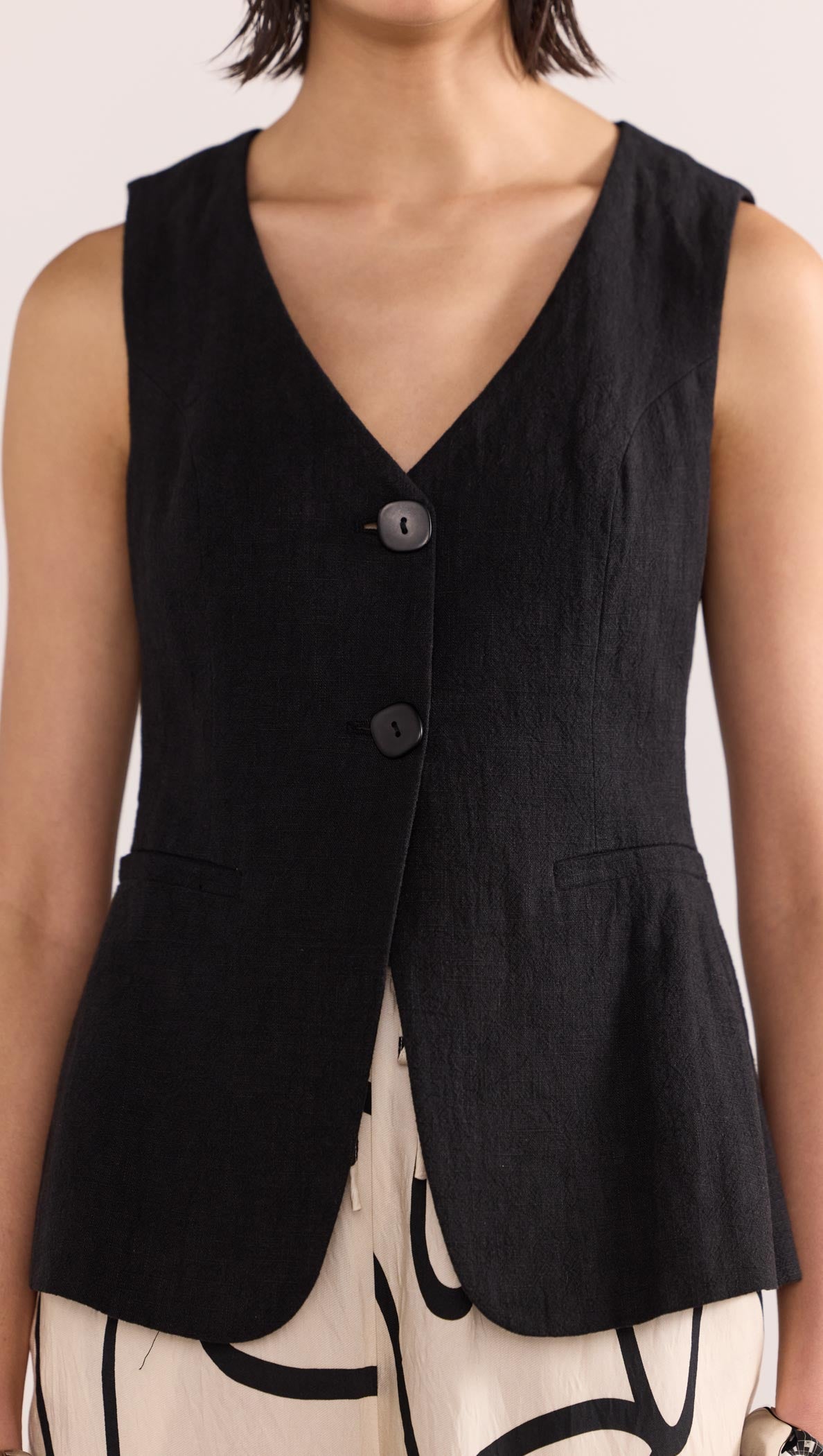 ATHENA LONGLINE VEST-Staple the Label